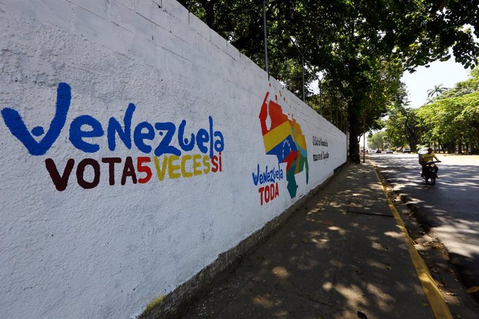 November 30, 2023: November 30, 2023. rafittys promote Venezuela's struggle for the rescue of the Essequibo, in the city of Valencia, Carabobo state. Photo: Juan Carlos Hernandez,Image: 825644306, License: Rights-managed, Restrictions: , Model Release: 