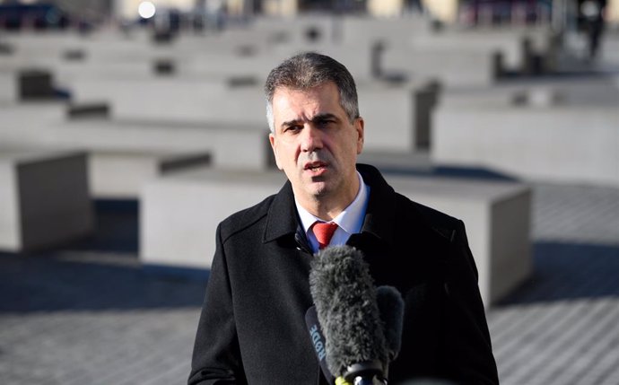 Archivo - FILED - 28 February 2023, Berlin: Israeli Foreign Minister Eli Cohen speaks to journalists after a visit to the Memorial to the Murdered Jews of Europe. Photo: Bernd von Jutrczenka/dpa