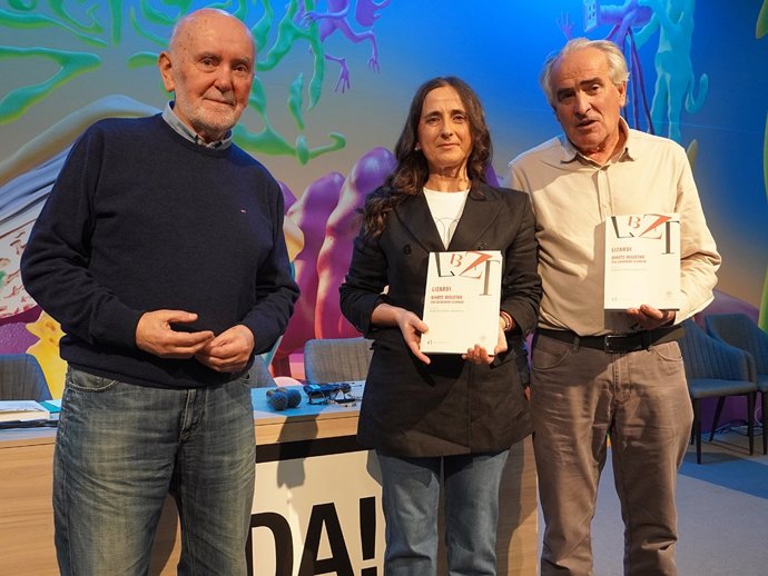 Euskaltzaindia presenta en la Feria de Durango una nueva recopilación de la poesía de Xabier Lizardi