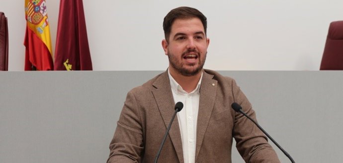 El diputado regional del PSOE, Miguel Ortega