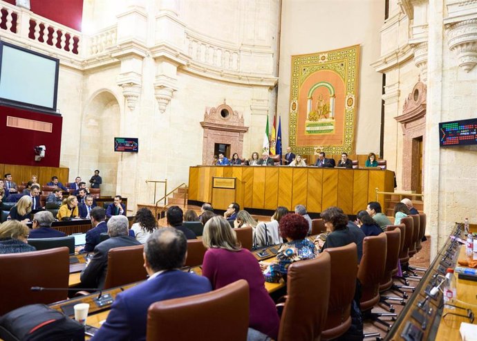 Foto de archivo del Pleno del Parlamento andaluz.