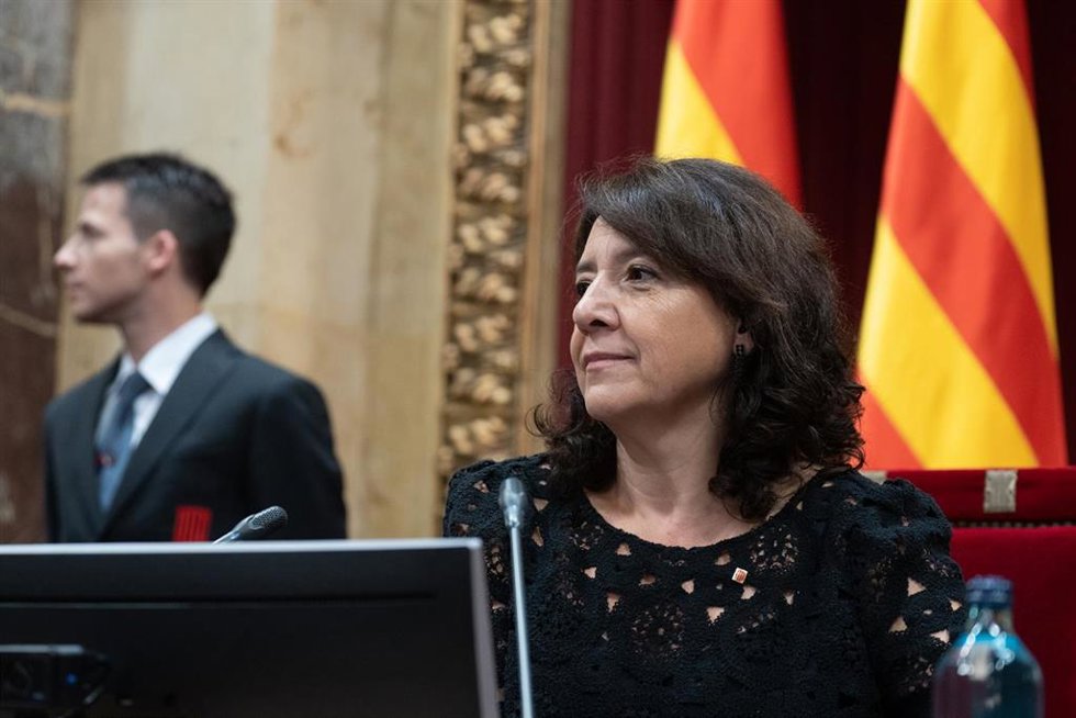 Archivo - La presidenta del Parlament, Anna Erra