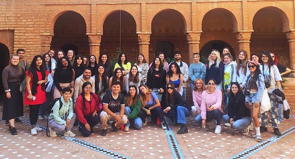 Imagen de grupo de los estudiantes Erasmus de la UHU