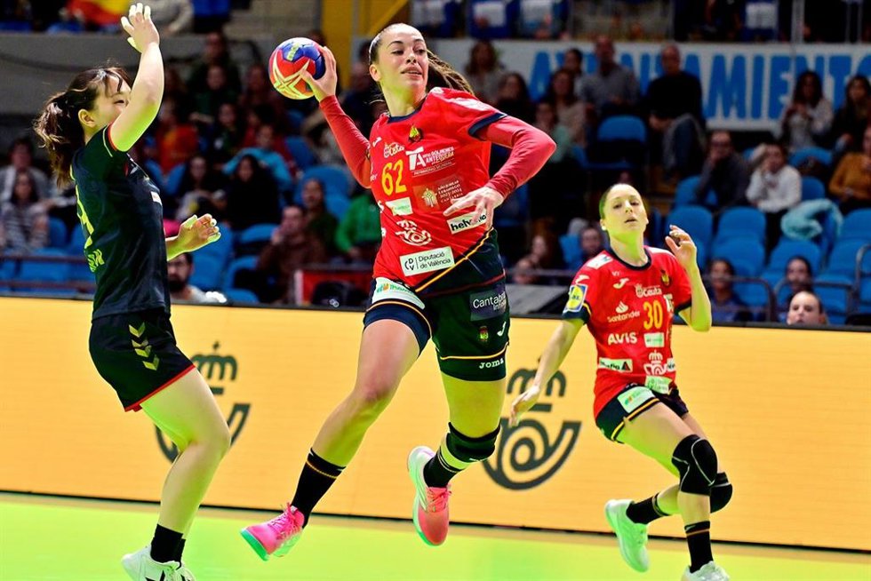 Paula Arcos, durante un partido con la selección española