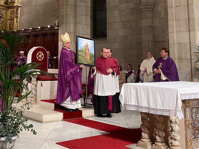 Misa de despedida de Manuel Sánchez Monge como obispo de Santander