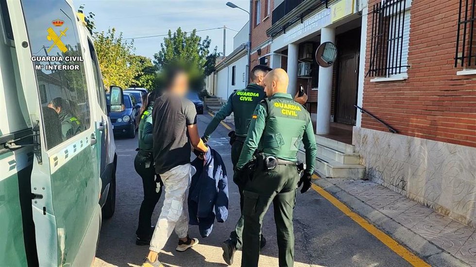 Detenidos en la Serrería