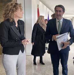 Suárez-Quiñones, a su llegada a las Cortes de Castilla y León.