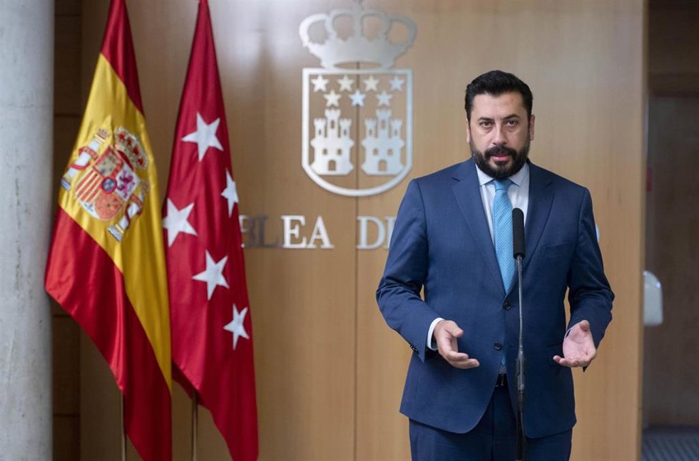 Archivo - El portavoz del PP en la Cámara regional, Carlos Díaz-Pache, en la Asamblea de Madrid
