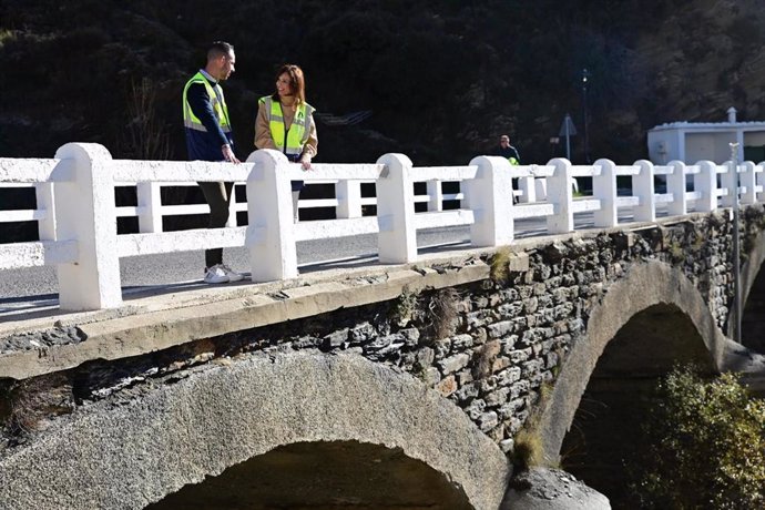 La Junta inicia la construcción de dos pasarelas para el acceso seguro en Trevélez