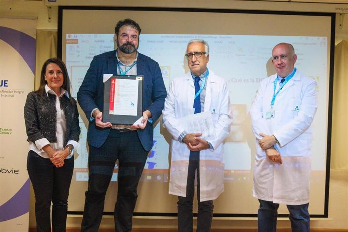 Np El Hospital Regional Universitario De Málaga Recibe La Certificación De Excelencia En La Atención De La Enfermedad Inflamatoria Intestinal