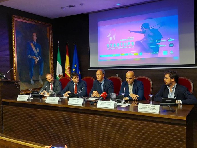 La Junta pretende consolidar a Andalucía como "epicentro" del emprendimiento tecnológico e innovador