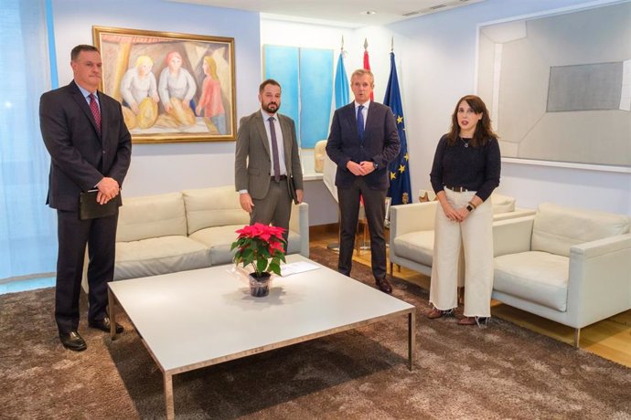 Reunión del presidente de la Xunta, Alfonso Rueda, y la conselleira de Economía, María Jesús Lorenzana, con directivos de Alcoa