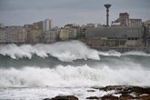 Foto: Alerta amarilla en la costa de A Coruña por viento y olas de más de cuatro metros