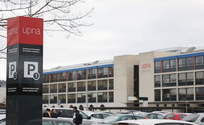 Archivo - Vista exterior del Aulario del campus de Arrosadia de la Universidad Pública de Navarra