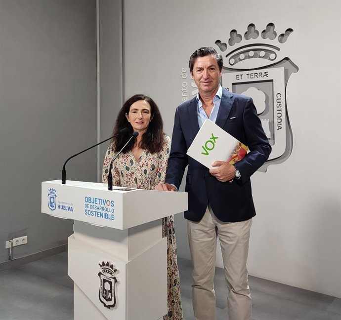 Concejales de Vox en el Ayuntamiento de Huelva.