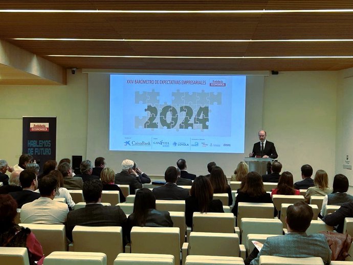 El secretario general de Economía, José Manuel Alba, ha participado este lunes en la presentación del XXIV Barómetro de Expectativas Empresariales que elabora la revista Andalucía Económica