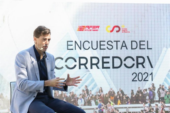 Archivo - El presidente de la RFEA, Raúl Chapado.