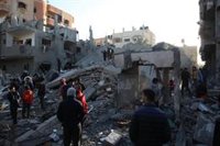 Aumentan a más de 30 los palestinos muertos en nuevos bombardeos de Israel en el sur de la Franja