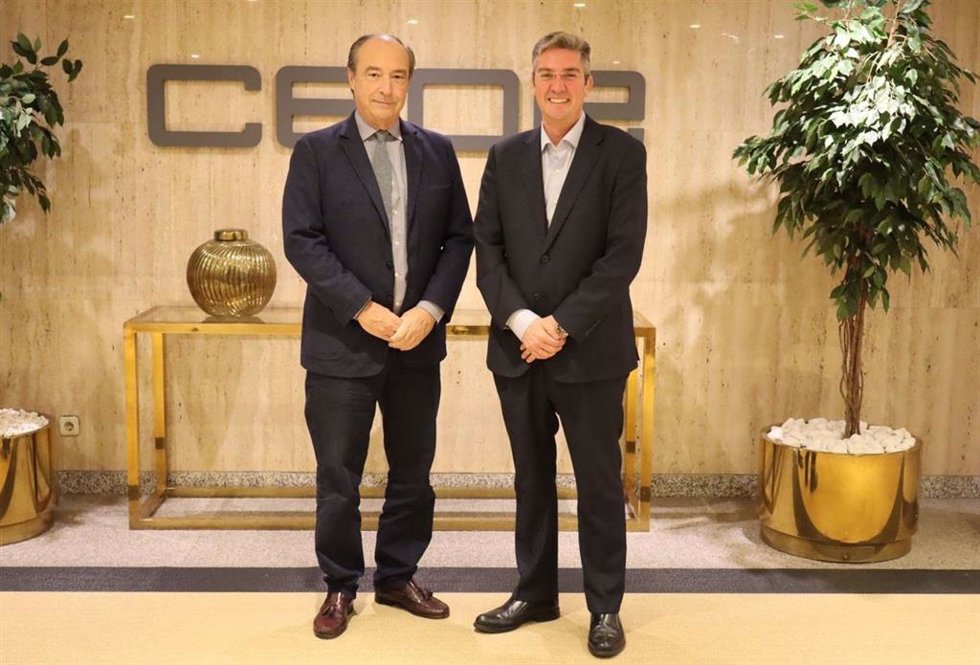 José Alberto González Ruiz, secretario general de la CEOE y Antonio Carroza, presidente de Alquiler Seguro
