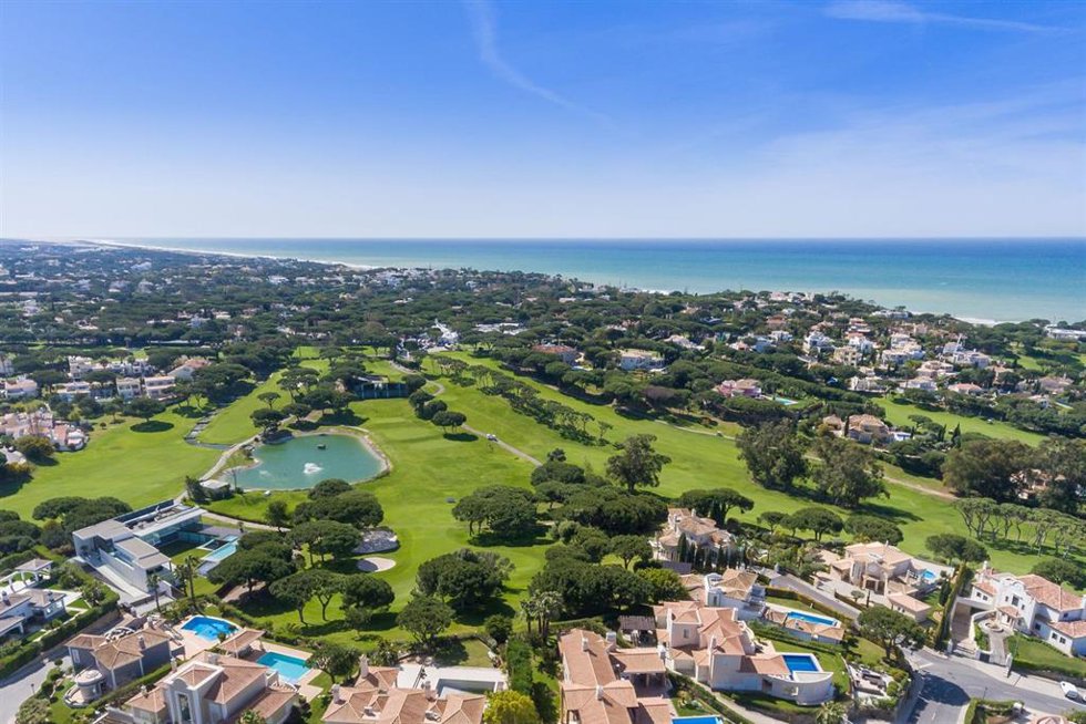 Kronos Real Estate Group invierte 700 millones en activos en Madrid, Barcelona y Algarve.