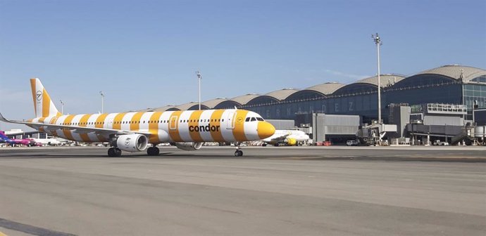 Archivo - El Aeropuerto de Alicante-Elche Miguel Hernández estrena nueva ruta a Frankfurt con la aerolínea Condor