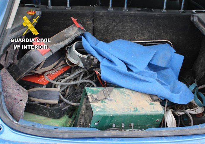 Parte del material incauado.