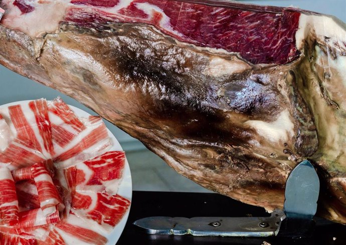 Consumo señala que el precinto y etiquetado son las mejores referencias para saber la calidad y origen del jamón ibérico