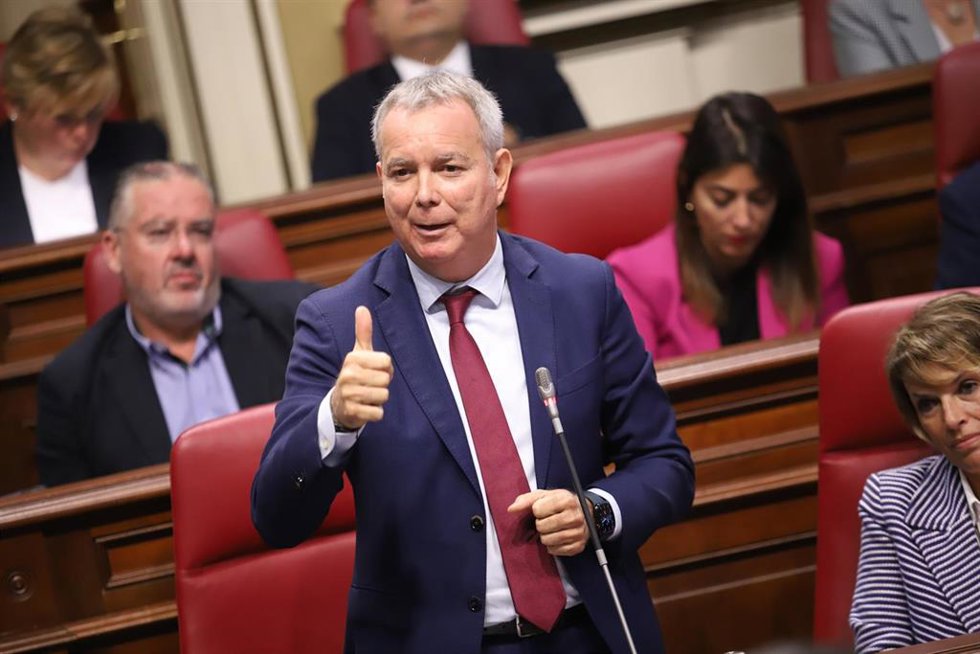 El portavoz del Grupo Parlamentario Socialista, Sebastián Franquis