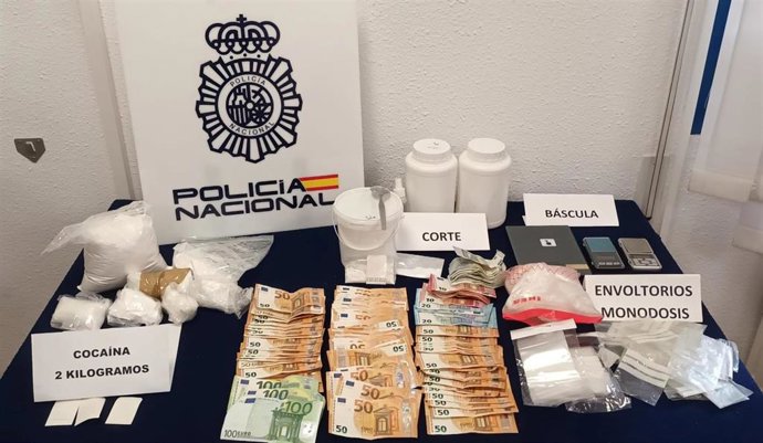 Ingresan en prisión tres personas por traficar con drogas en Teruel