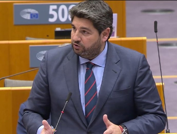 El presidente de la Región de Murcia, Fernando López Miras, interviene ante los miembros del Comité de las Regiones de la Unión Europea (UE)