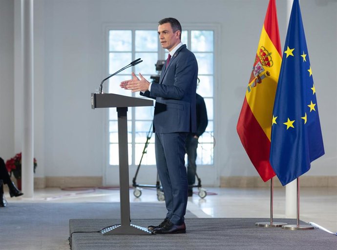 Archivo - El presidente del Gobierno, Pedro Sánchez, comparece en rueda de prensa en Moncloa