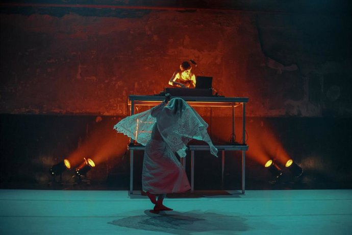 Nota De Prensa: El Teatro Central Celebra La Creación Contemporánea De Luz Arcas