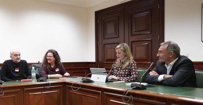 UGT y CCOO en un encuentro mantenido este martes con Sumar