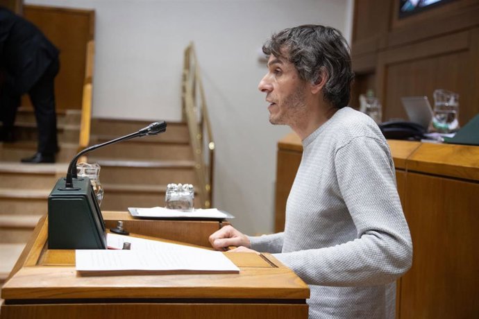 El parlamentario de la coalición Jon Hernández