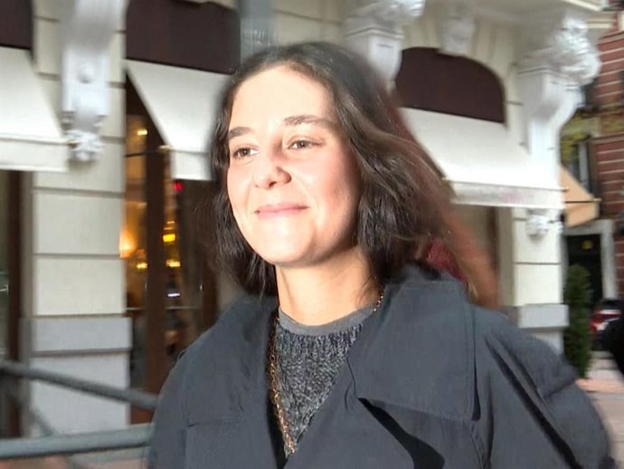 VICTORIA FEDERICA SALE DE UN RESTAURANTE EN EL QUE SE HA VISTO CON MARÍA POMBO Y MAARÍA GARCÍA DE JAIME