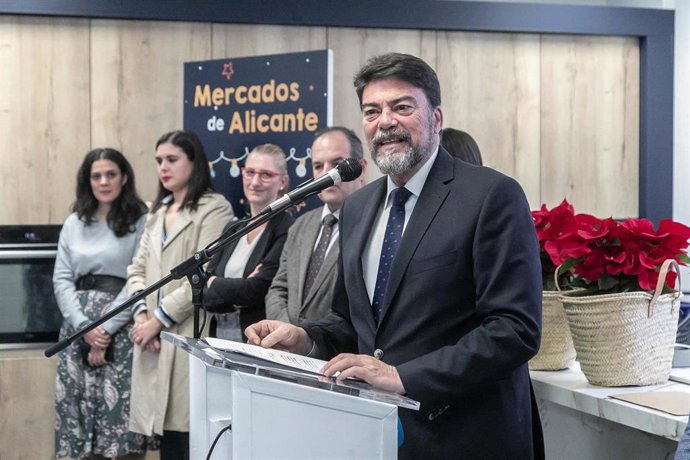 El alcalde de Alicante, Luis Barcala