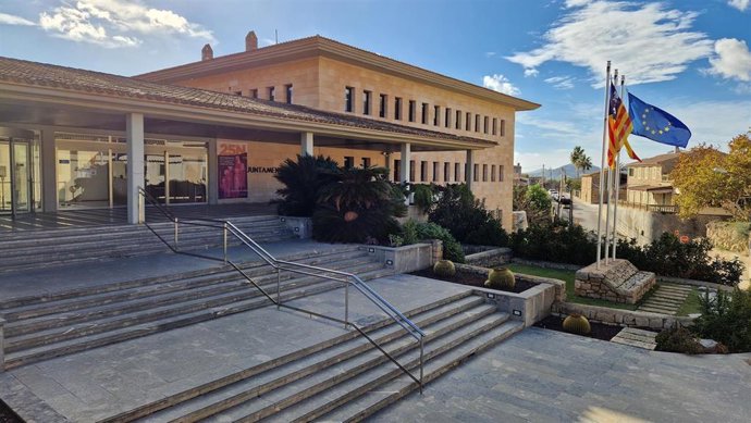El Ayuntamiento de Calvi