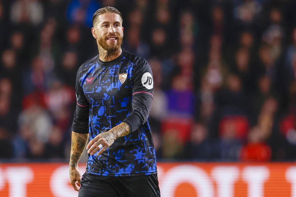 Archivo - Sergio Ramos durante un partido del Sevilla en la Liga de Campeones 23-24