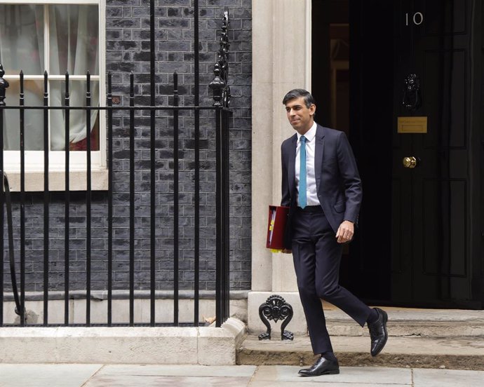 Archivo - July 19, 2023, London, Greater London, United Kingdom: Prime Minister Rishi Sunak Departs No10 For PMQs. Downing Street. Picture by Martyn Wheatley / Parsons Media..Prime Minister Rishi Sunak departs No10 Downing Street for PMQs at the House o