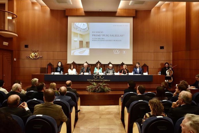 Ndp: María Eugenia Alegret I Burgués Recibe El Premio Puig Salellas 2023