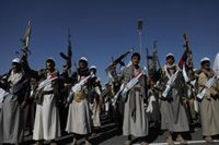 HRW acusa a los huthis de perpetrar crímenes de guerra por sus ataques contra barcos civiles en el mar Rojo