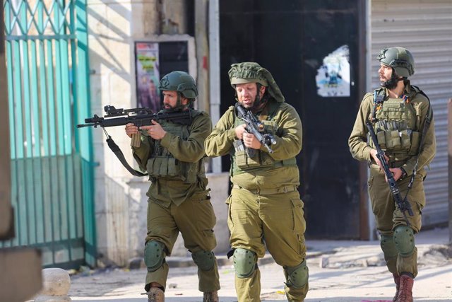 Militares del Ejército de Israel durante una operación en la ciudad cisjordana de Yenín