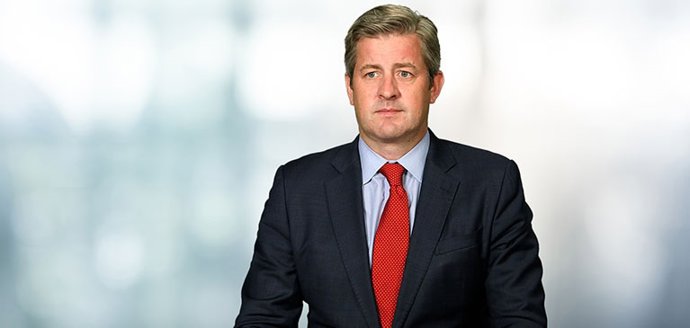 AllianceBernstein nombra a Chris Hogbin como director global de inversiones.
