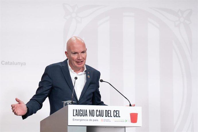 El conseller d'Acció Climtica, Alimentació i Agenda Rural, David Mascort, ofrece una rueda de prensa tras el Consell Executiu, en el Palau de la Generalitat, a 21 de noviembre de 2023