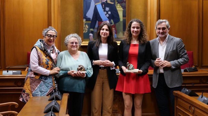 Entrega de los premios del Certamen Nacional de Ensayo 'Carmen de Burgos'.