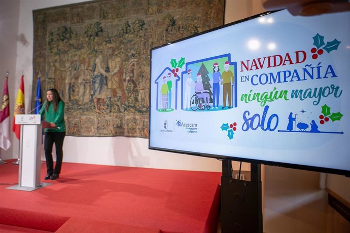 Presentación de la XII Campaña 'Navidad en Compañía. Ningún mayor solo' en el Palacio de Fuensalida (Toledo).
