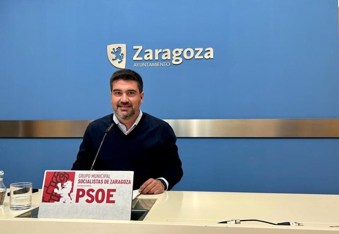 El concejal del grupo municipal del PSOE en el Ayuntamiento de Zaragoza, Horacio Roy