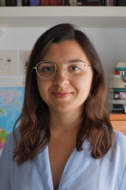 Archivo - La sevillana Laura Rodríguez Díaz, Premio 'El Ojo Crítico' de RNE de Poesía