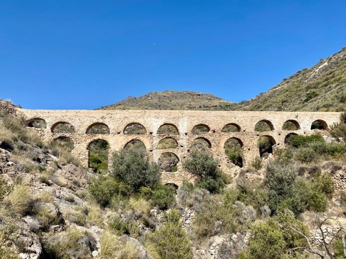 Archivo - Acueducto de Carcauz.