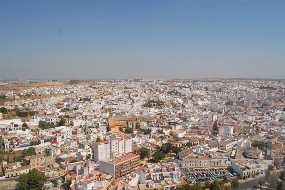 Archivo - Vista aérea de Alcalá de Guadaíra.